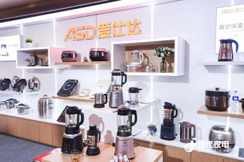 爱仕达斩获2019中国家电营销年会坚如磐石奖与卓越品质奖